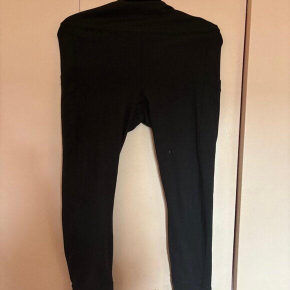 BLACK FABLETIC LEGGINGS WITH POCKETS SIZE XL - Picture 1 of 1